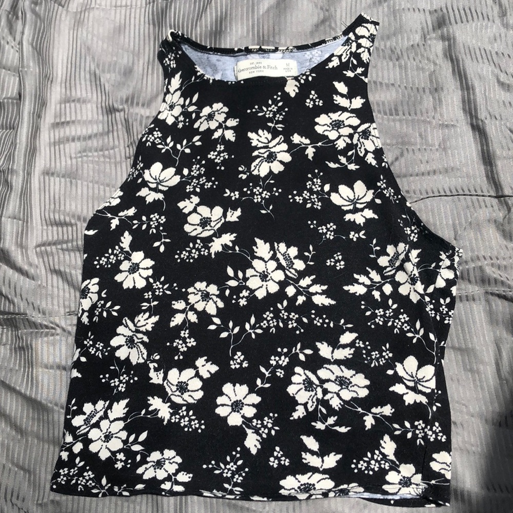 Size Medium floral Abercrombie Crop Top